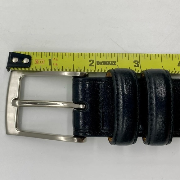 Coated Leather Belt in Black w/ Silvertone Buckle 1.25 Inches Wide Size 42 - Picture 5 of 9